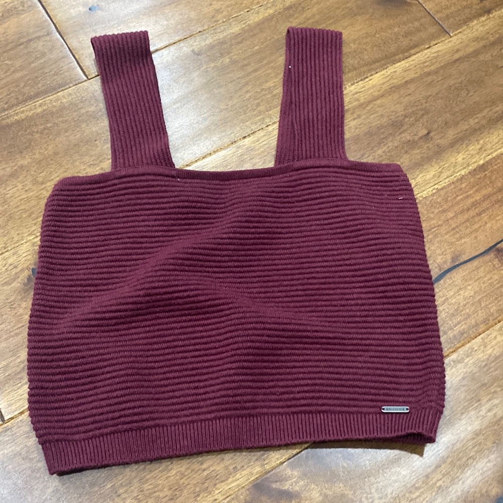 Hollister crop top size S